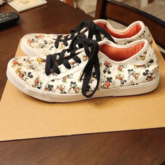 Disney Mickey Mouse Women's White Lace-Up Shoes Size 8 - Picture 2 of 11